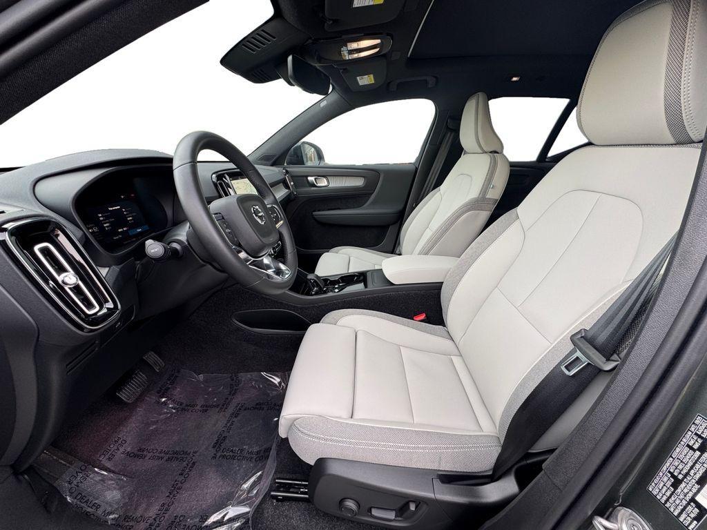 used 2026 Volvo EX40 car, priced at $50,965