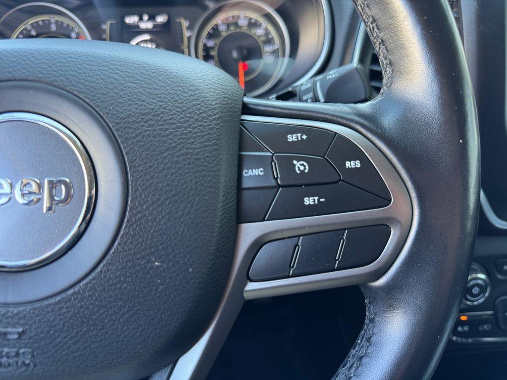 used 2020 Jeep Cherokee car, priced at $17,962