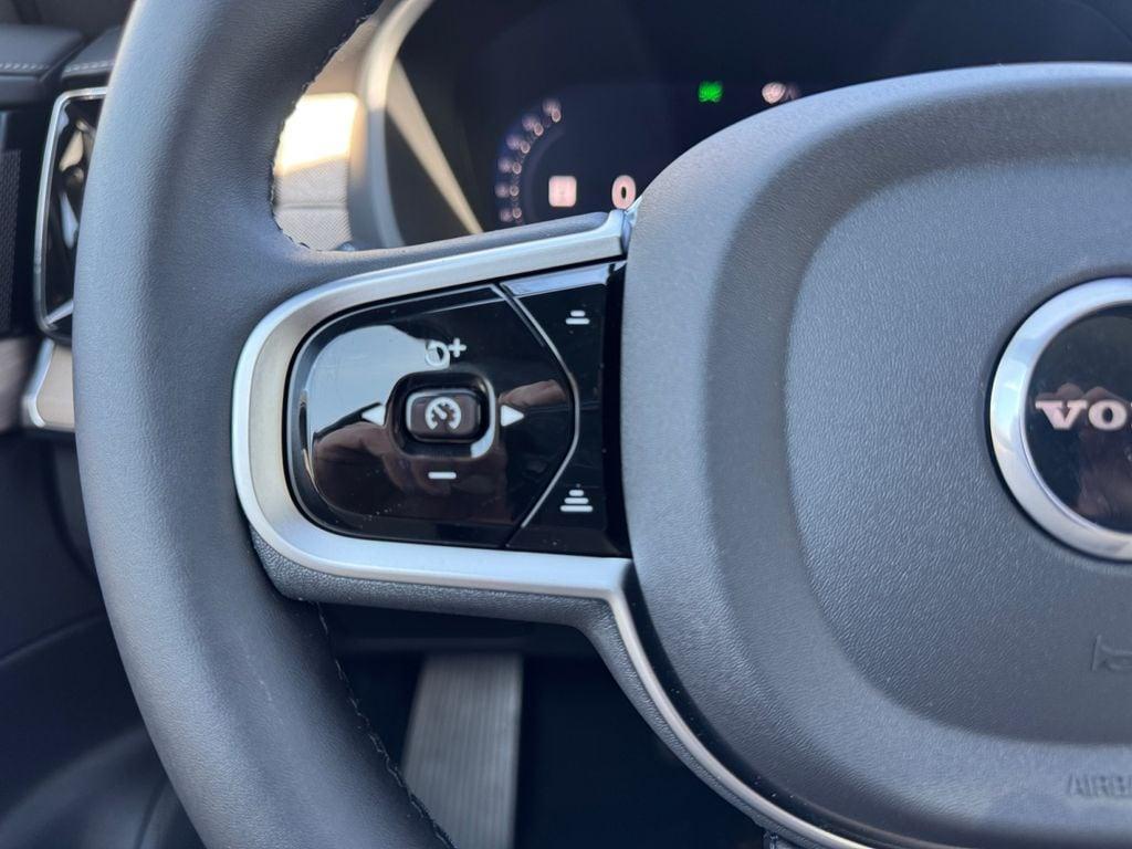 new 2026 Volvo XC90 car, priced at $72,069