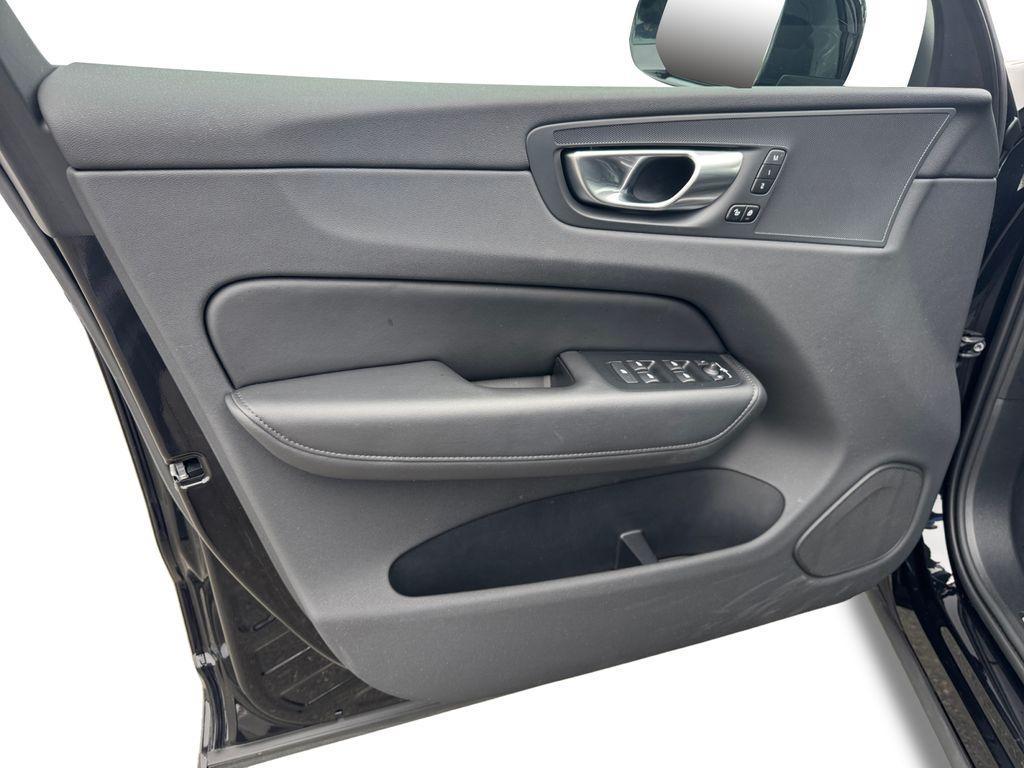 used 2025 Volvo XC60 car, priced at $34,490