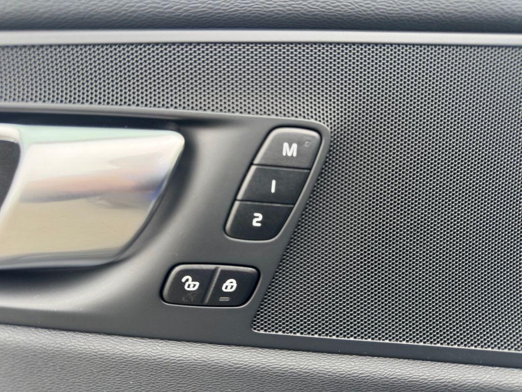 used 2025 Volvo XC60 car, priced at $34,490