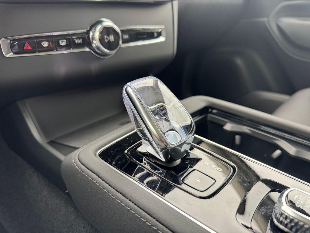 new 2026 Volvo XC90 Plug-In Hybrid car, priced at $86,174