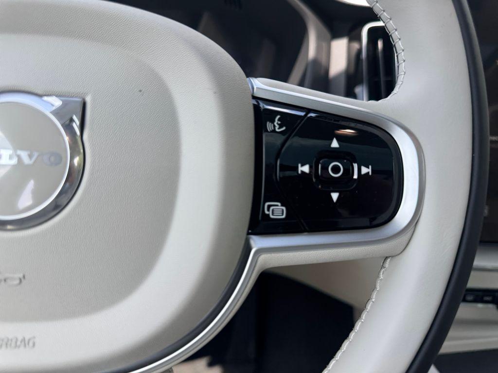 new 2026 Volvo XC60 Plug-In Hybrid car, priced at $76,599