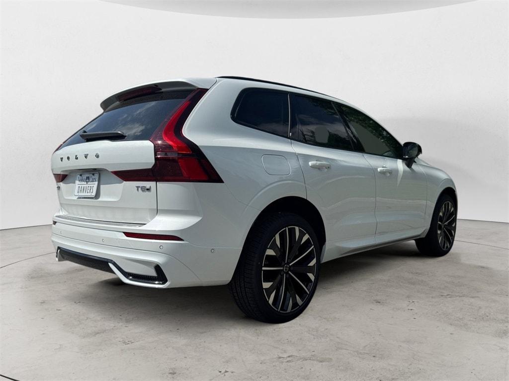new 2026 Volvo XC60 Plug-In Hybrid car, priced at $76,599