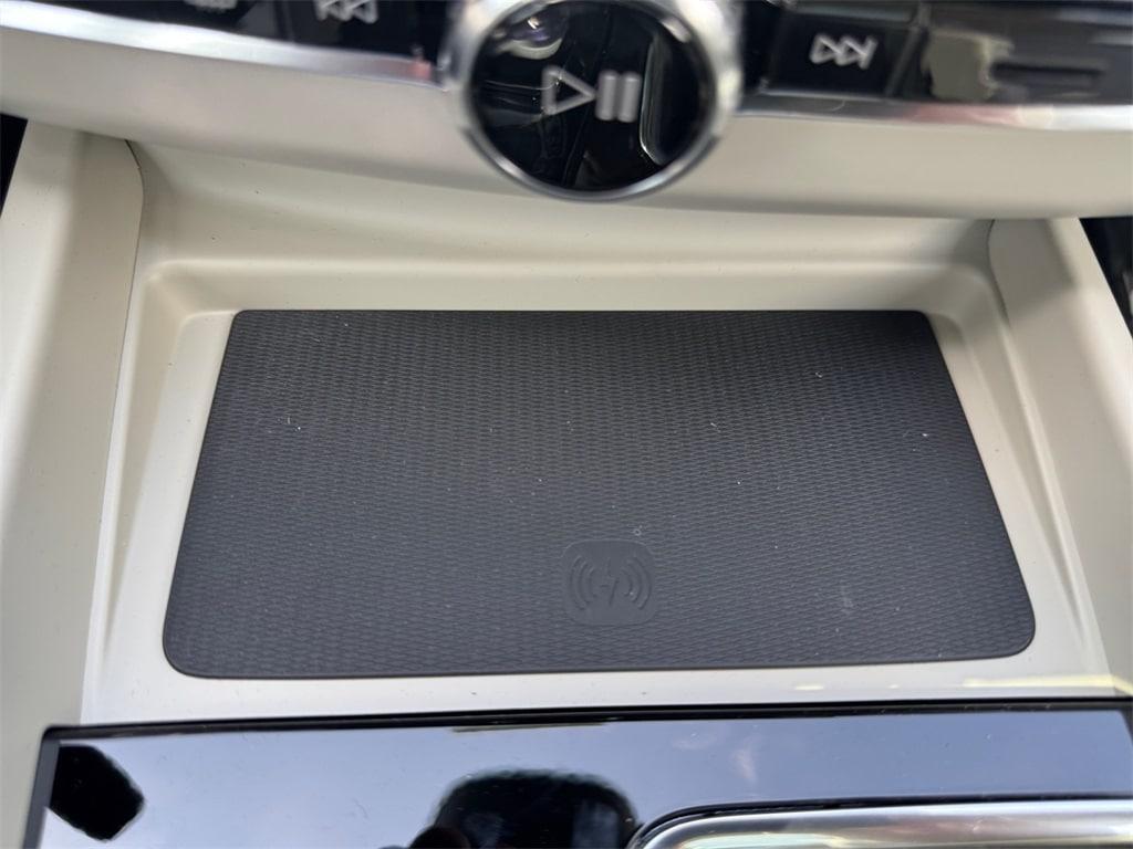 new 2026 Volvo XC60 Plug-In Hybrid car, priced at $76,599