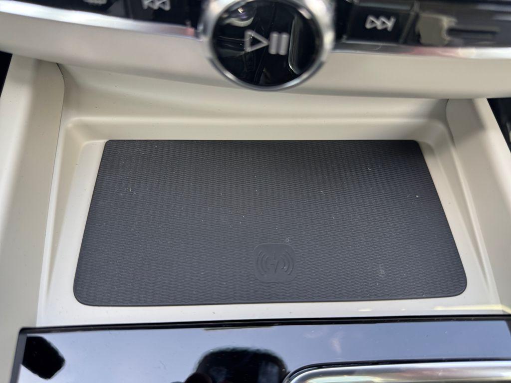 new 2026 Volvo XC60 Plug-In Hybrid car, priced at $76,599