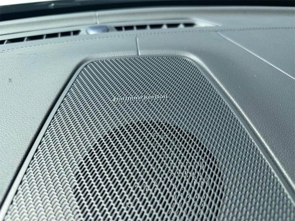 new 2026 Volvo XC60 Plug-In Hybrid car, priced at $76,599