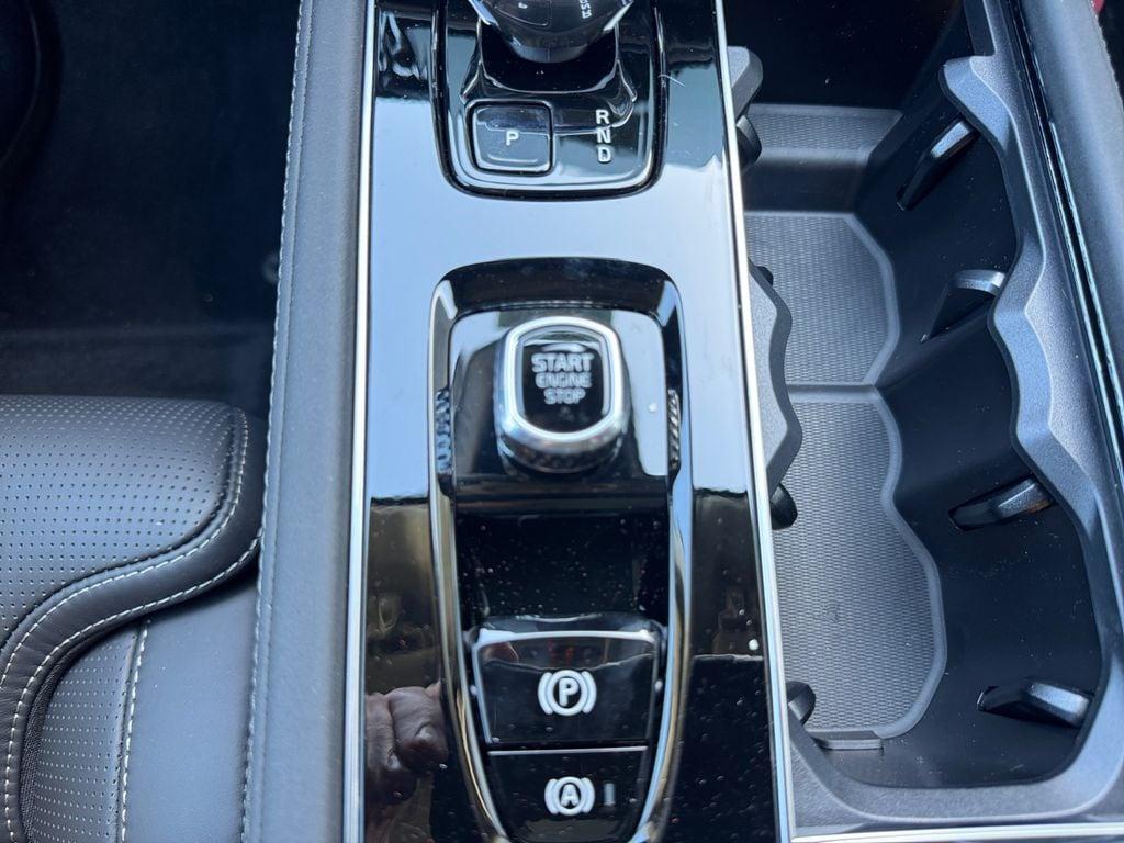 new 2026 Volvo XC90 car, priced at $76,629