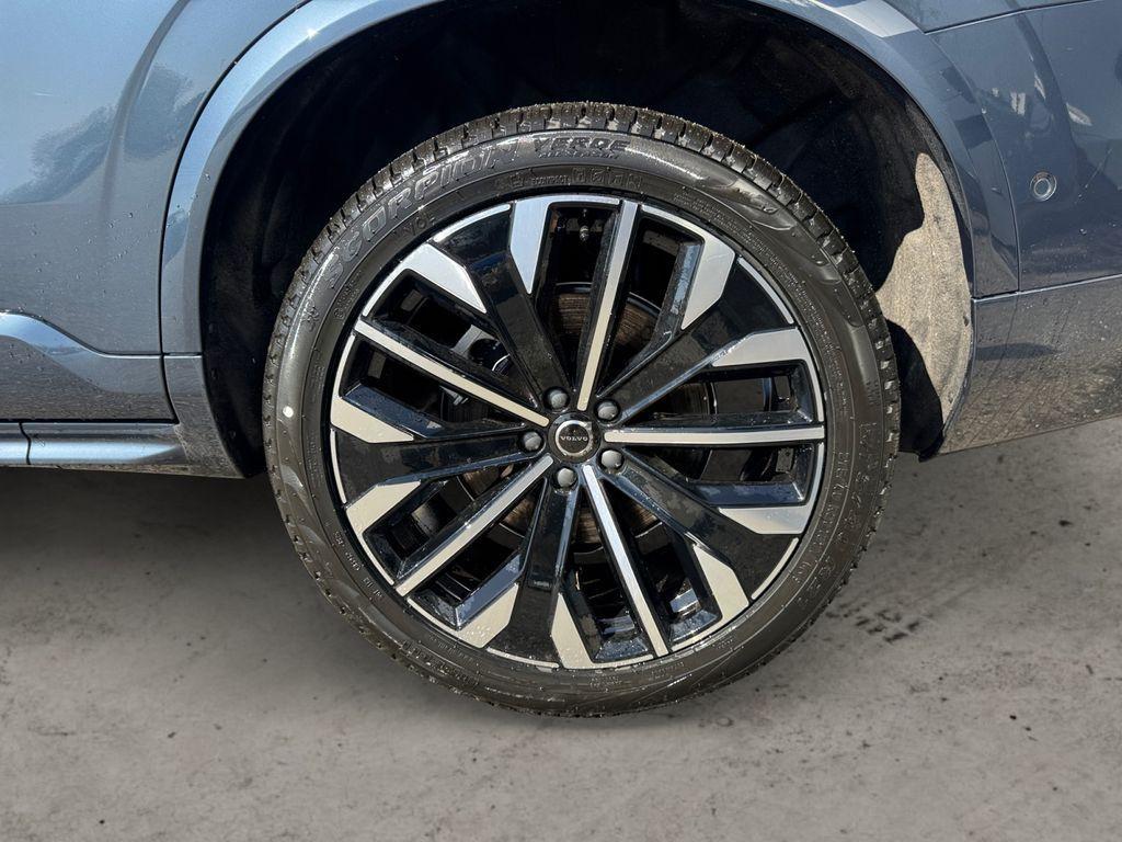 new 2026 Volvo XC90 car, priced at $76,629