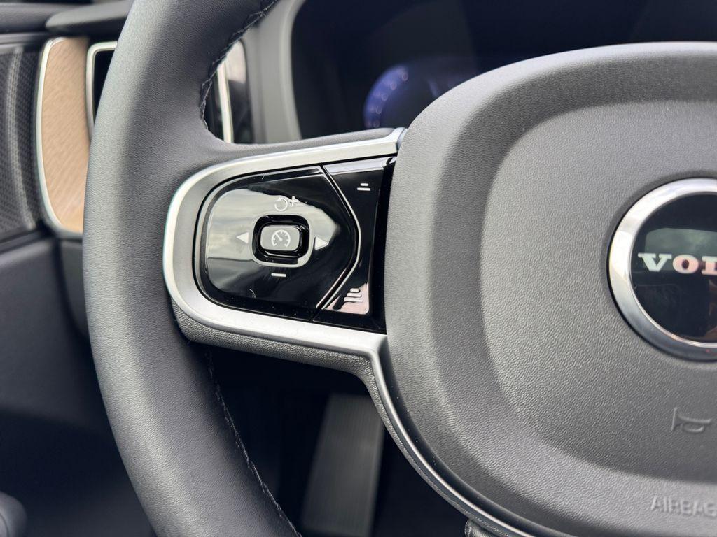 new 2026 Volvo XC60 car, priced at $58,909