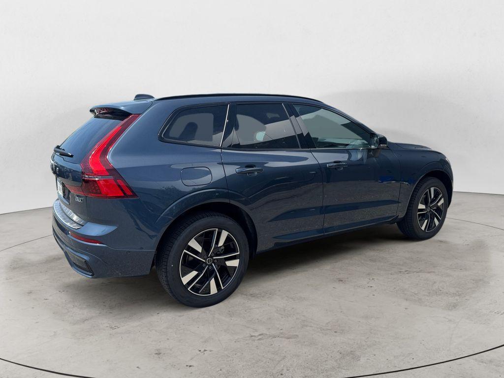 new 2026 Volvo XC60 car, priced at $59,039