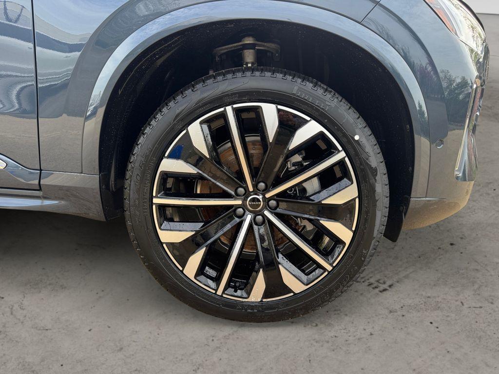 new 2026 Volvo XC90 car, priced at $75,819