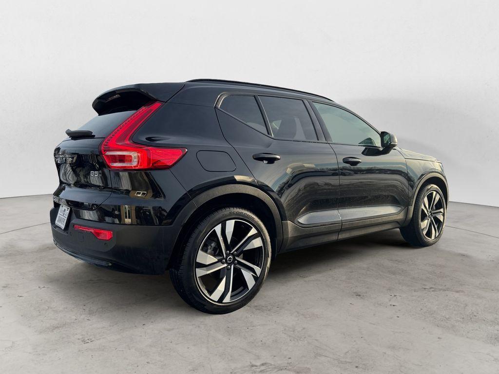 used 2025 Volvo XC40 car, priced at $33,686