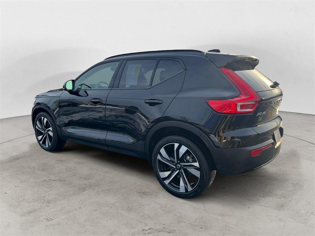 used 2025 Volvo XC40 car, priced at $33,686