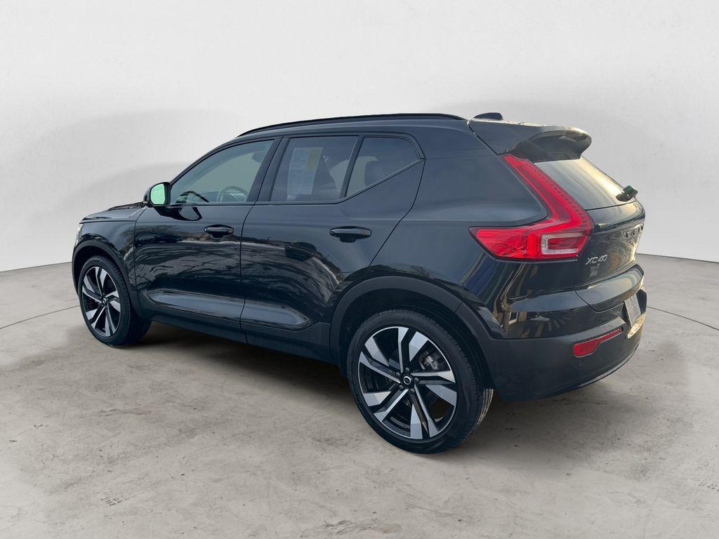 used 2025 Volvo XC40 car, priced at $33,686