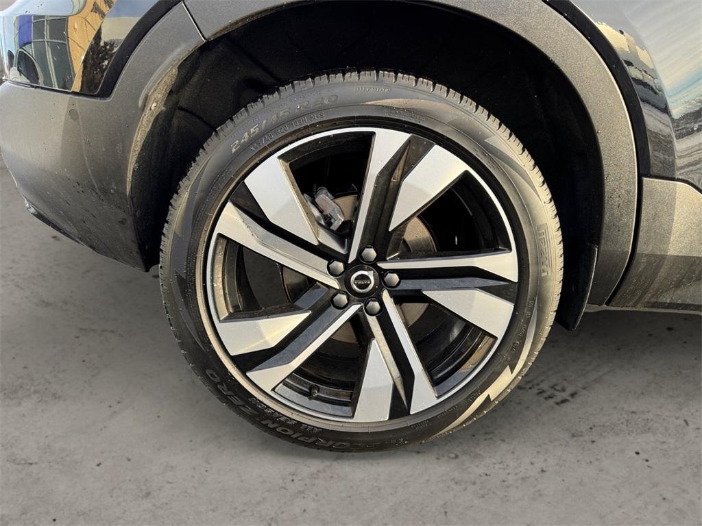 used 2025 Volvo XC40 car, priced at $33,686