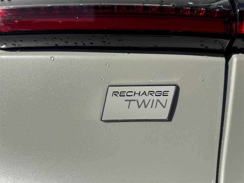 used 2022 Volvo C40 Recharge Pure Electric car, priced at $22,928