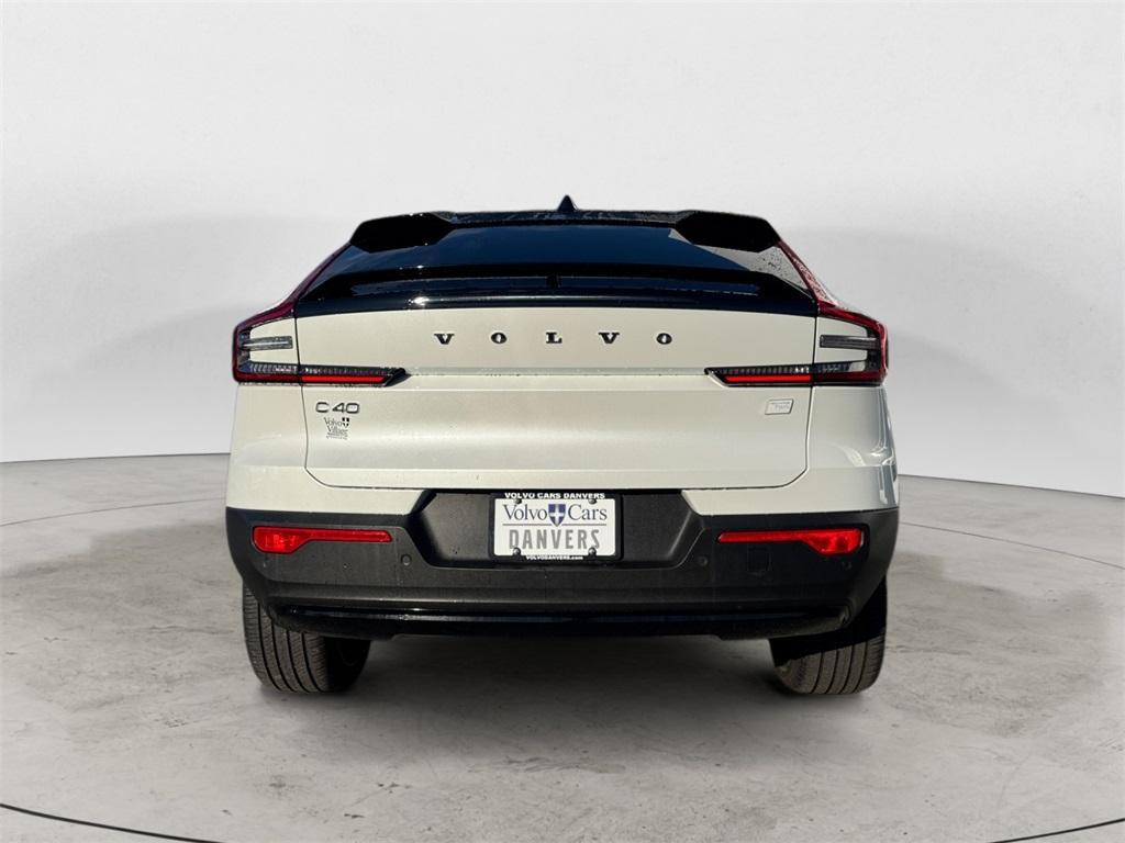 used 2022 Volvo C40 Recharge Pure Electric car, priced at $22,928