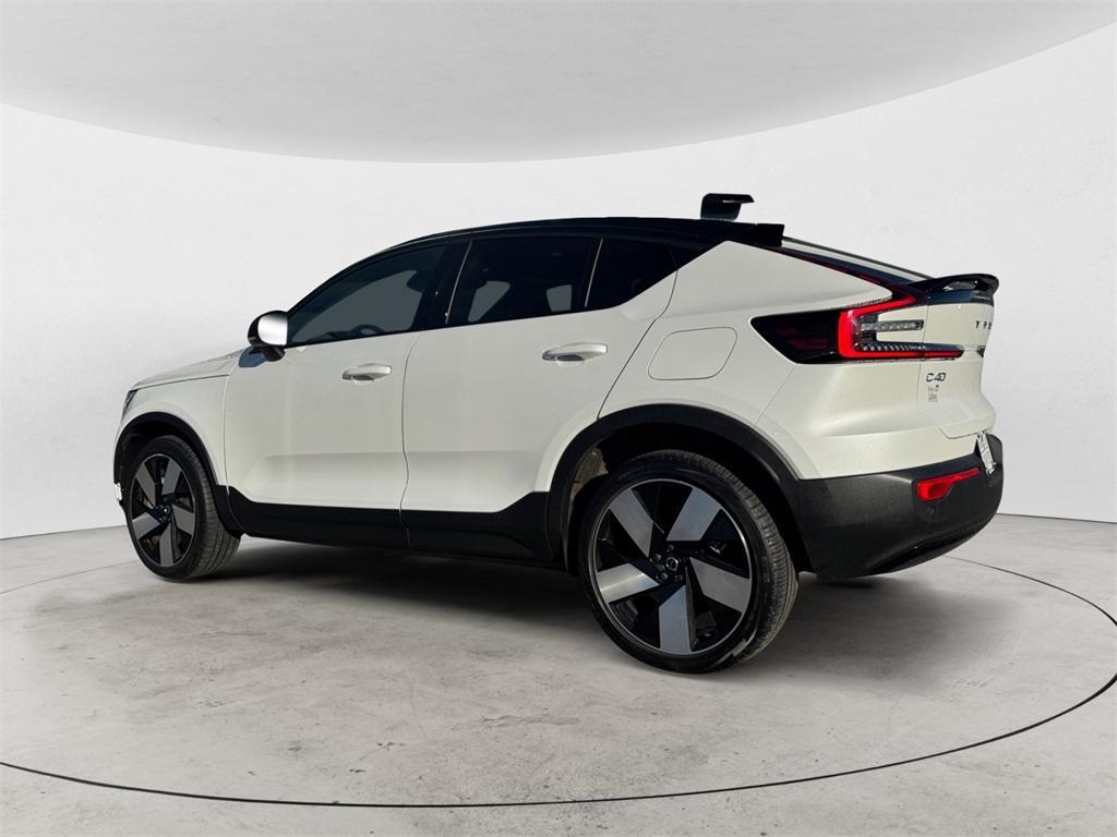used 2022 Volvo C40 Recharge Pure Electric car, priced at $22,928