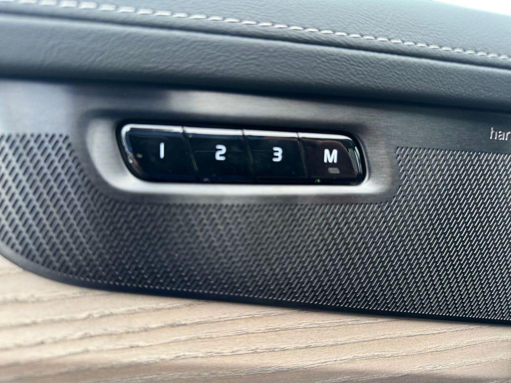 new 2026 Volvo XC90 car, priced at $72,374