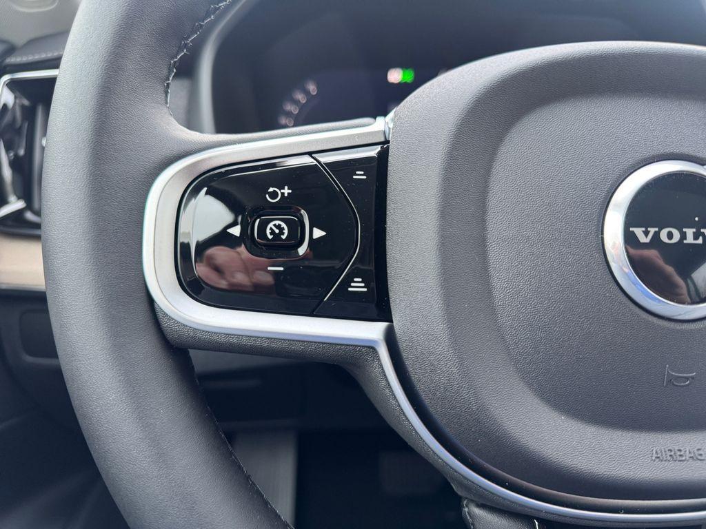 new 2026 Volvo XC90 car, priced at $72,374