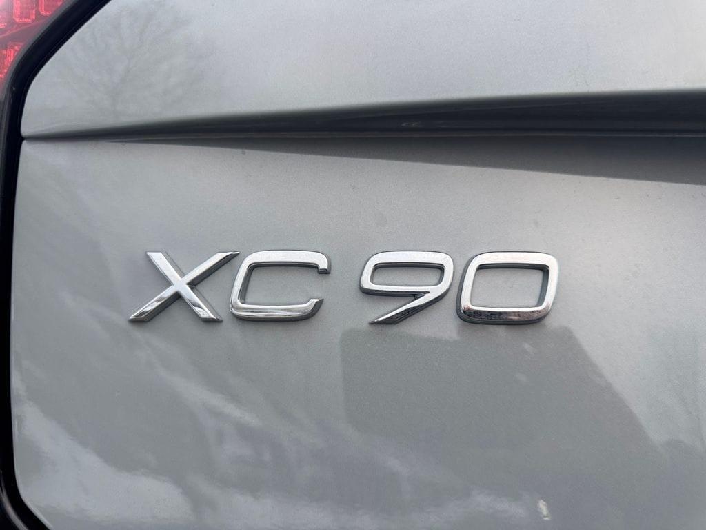 new 2026 Volvo XC90 car, priced at $72,374