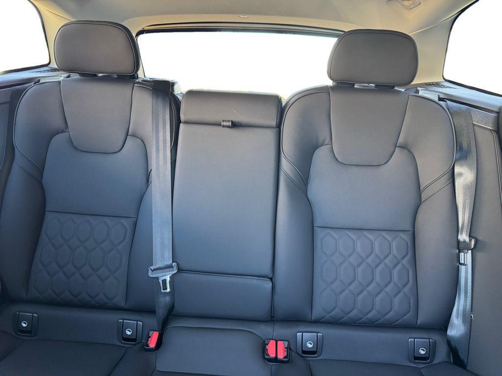 new 2026 Volvo XC60 car, priced at $58,534