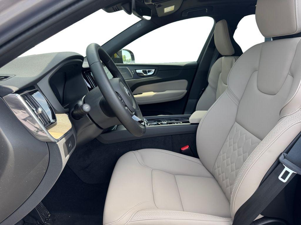 new 2026 Volvo XC60 car, priced at $59,039