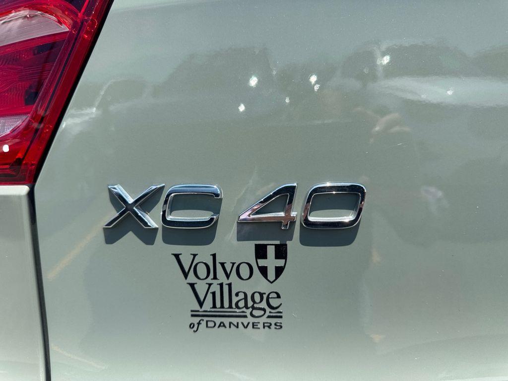 used 2025 Volvo XC40 car, priced at $34,686