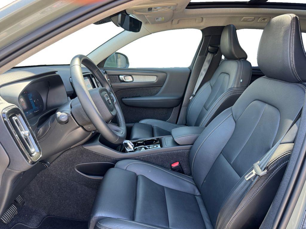 used 2025 Volvo XC40 car, priced at $34,686