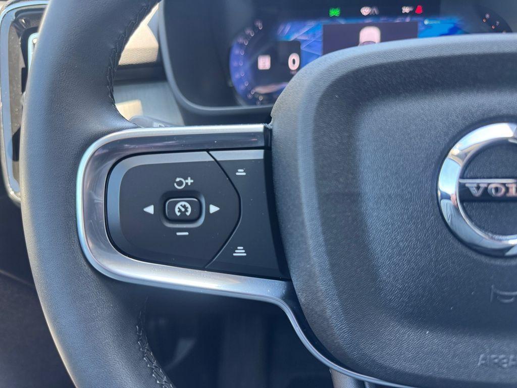 used 2025 Volvo XC40 car, priced at $34,686