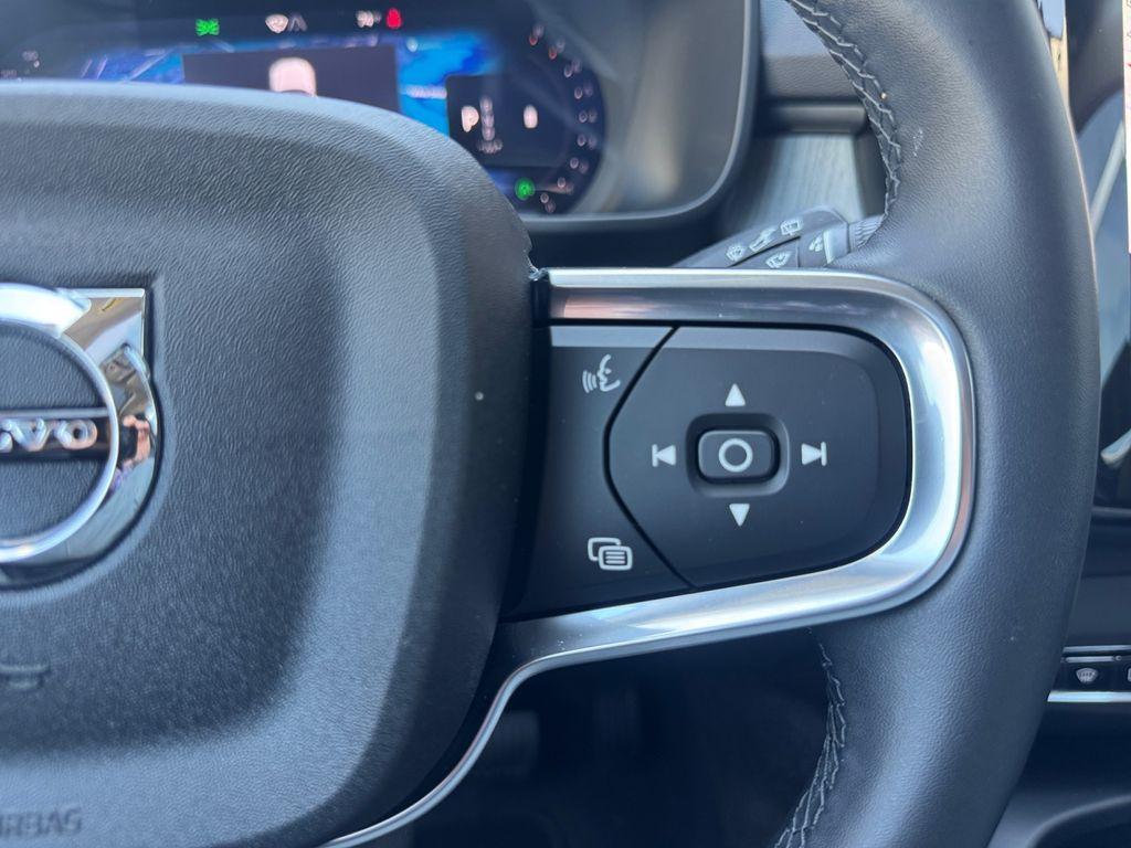 used 2025 Volvo XC40 car, priced at $34,686