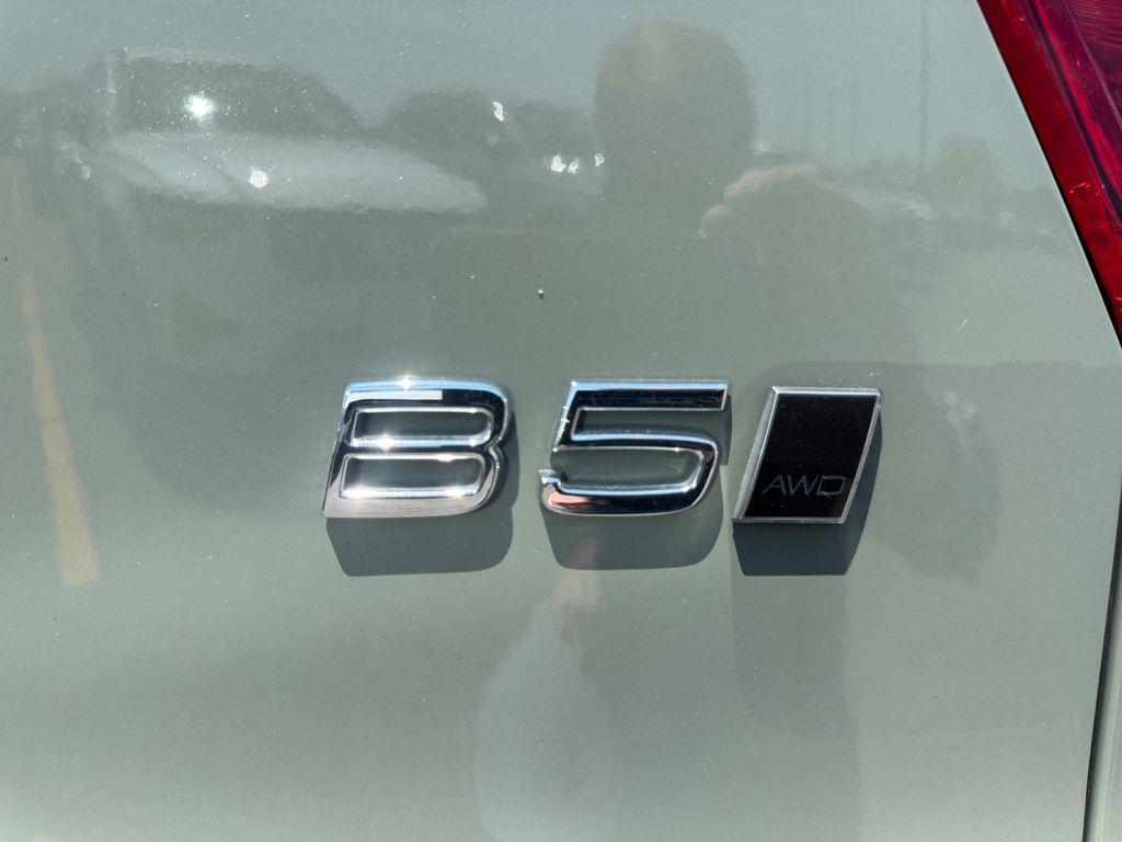 used 2025 Volvo XC40 car, priced at $34,686