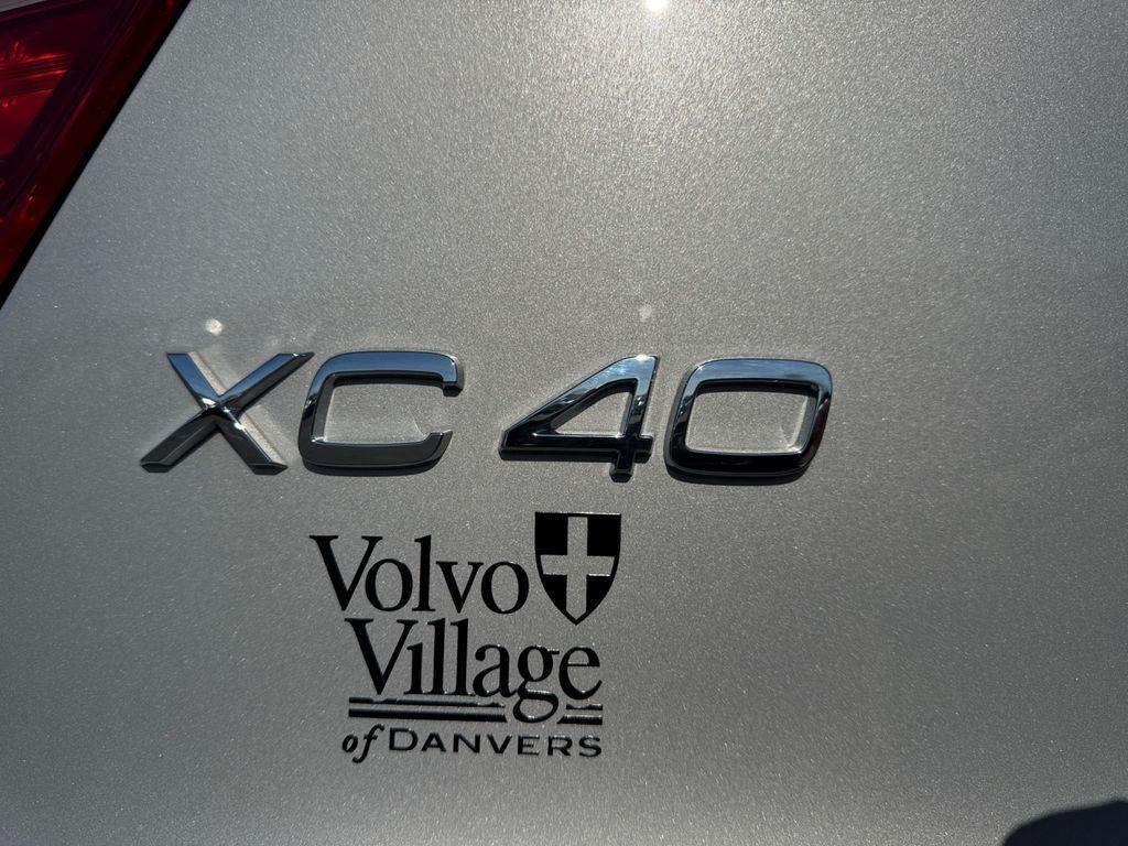 used 2025 Volvo XC40 car, priced at $33,297