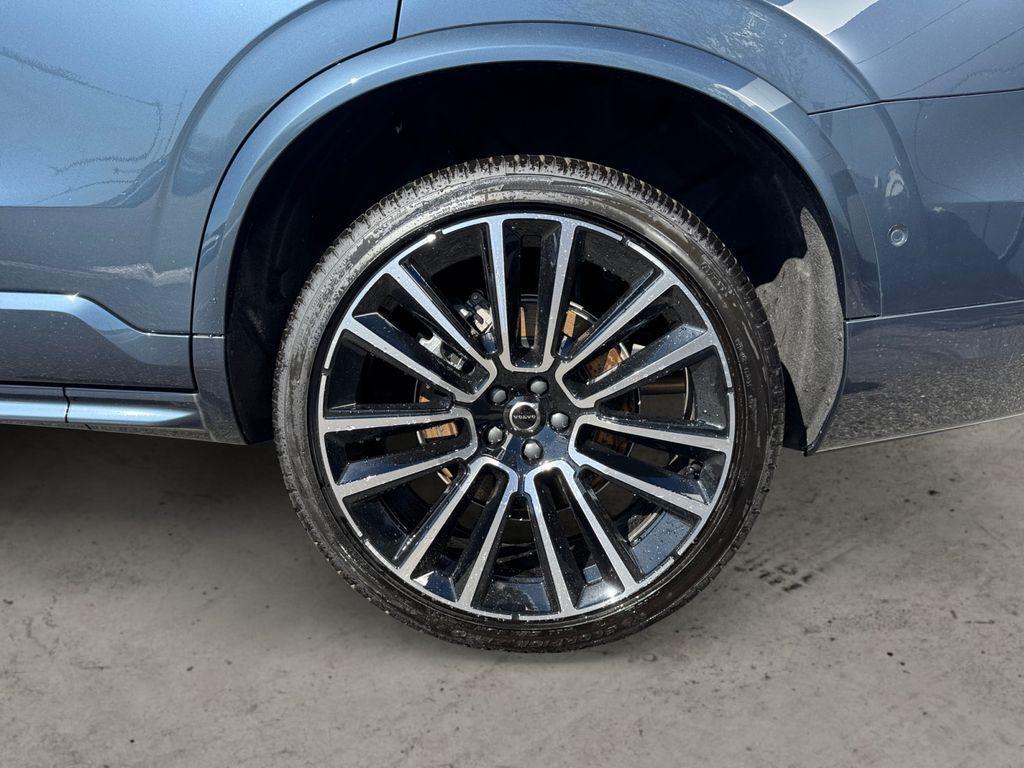 new 2026 Volvo XC90 car, priced at $78,069