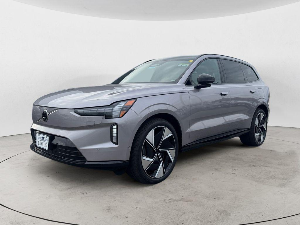 new 2026 Volvo EX90 car, priced at $96,824