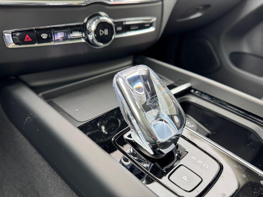 new 2026 Volvo XC60 car, priced at $58,654