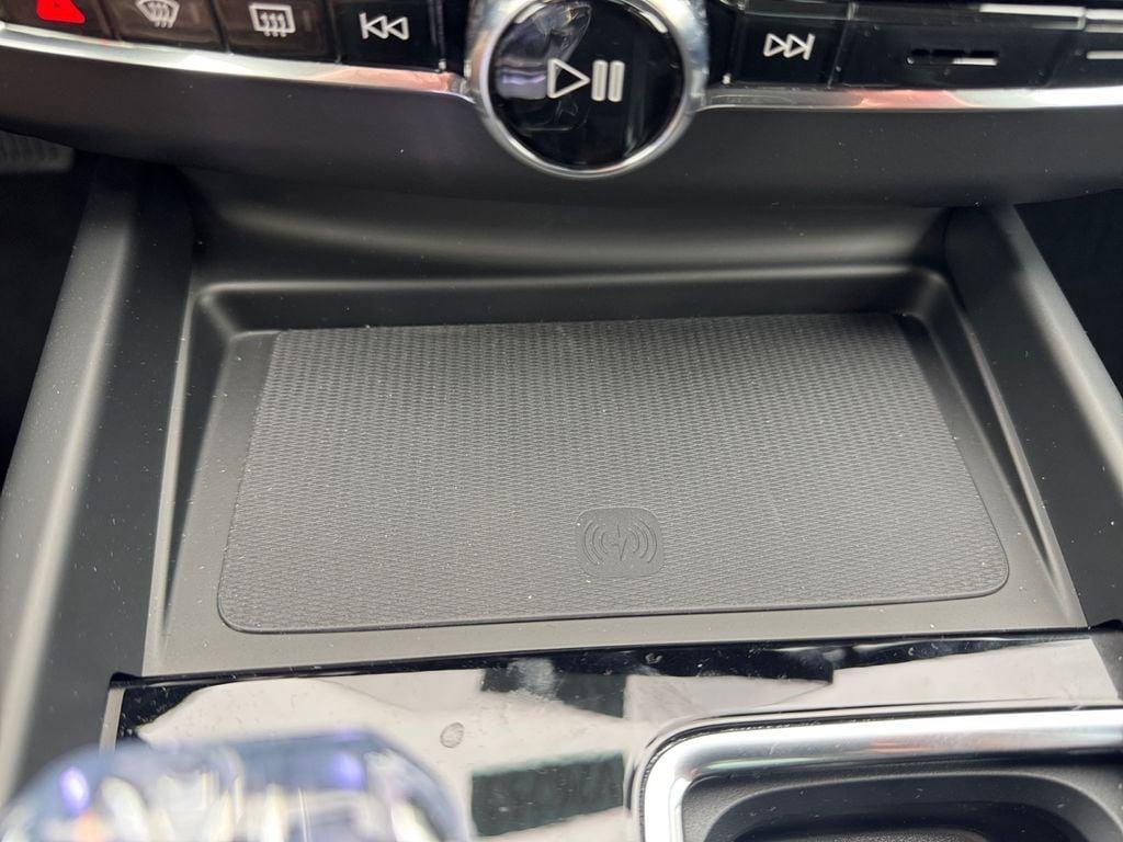 new 2026 Volvo XC60 Plug-In Hybrid car, priced at $79,359