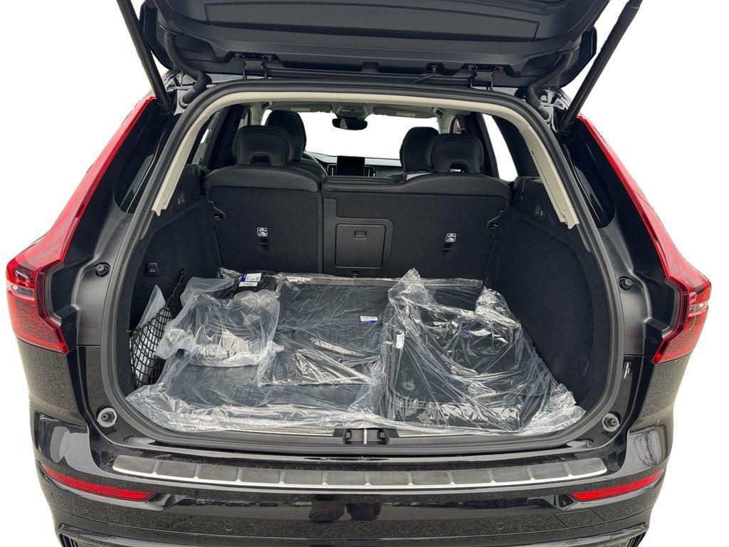 new 2026 Volvo XC60 Plug-In Hybrid car, priced at $79,359