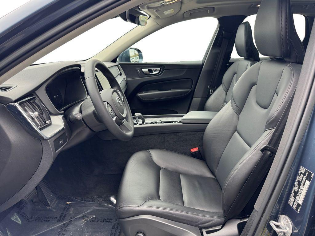 used 2023 Volvo XC60 car, priced at $32,869