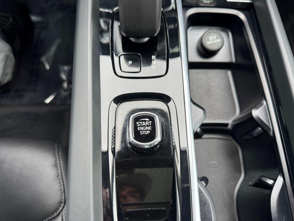 used 2023 Volvo XC60 car, priced at $32,869