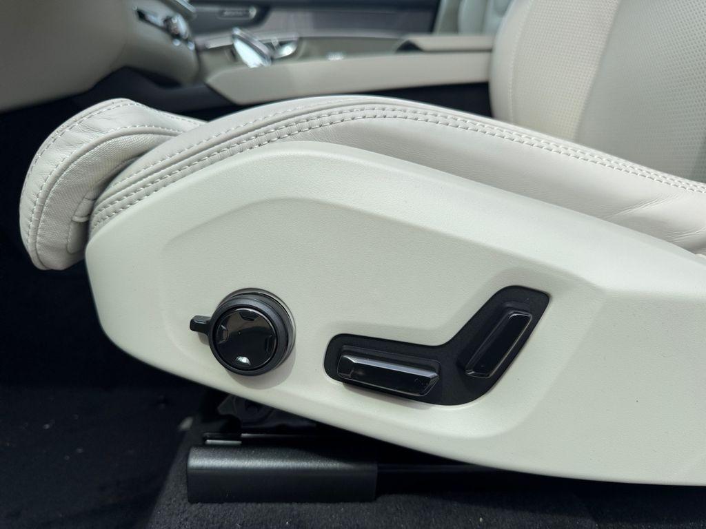new 2026 Volvo XC90 car, priced at $75,194