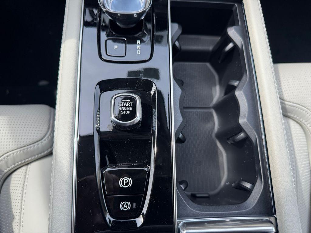 new 2026 Volvo XC90 car, priced at $75,194