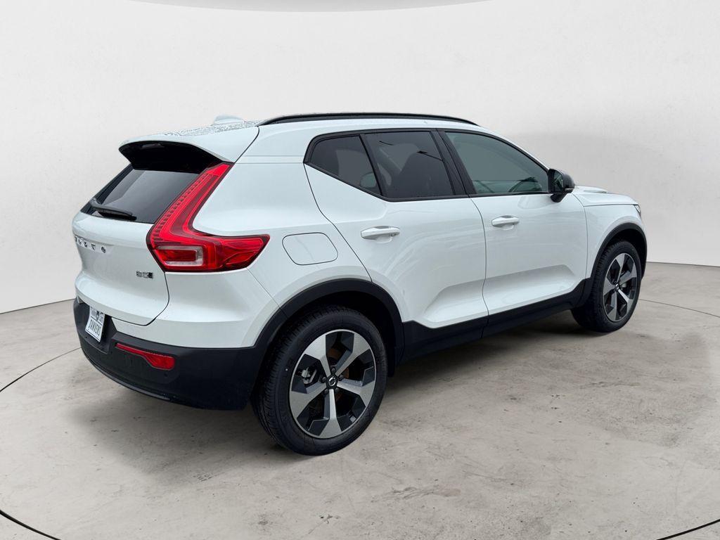 new 2026 Volvo XC40 car, priced at $48,659
