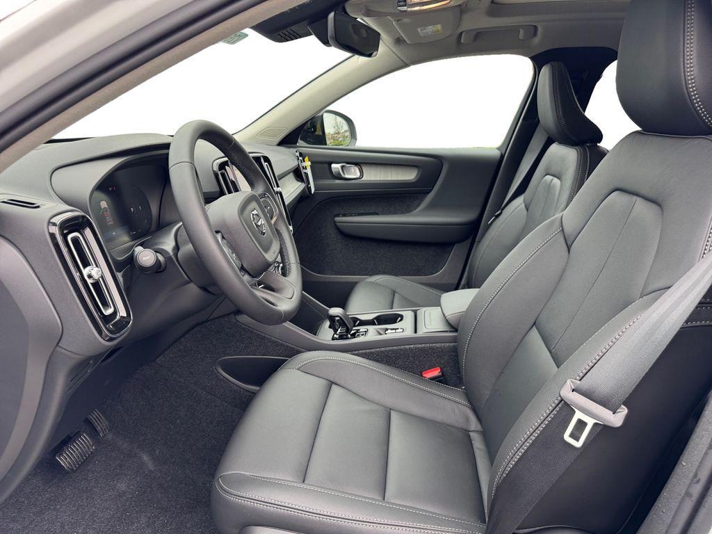 new 2026 Volvo XC40 car, priced at $48,659