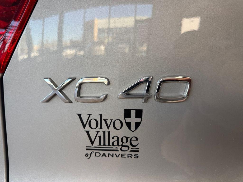 used 2025 Volvo XC40 car, priced at $32,886