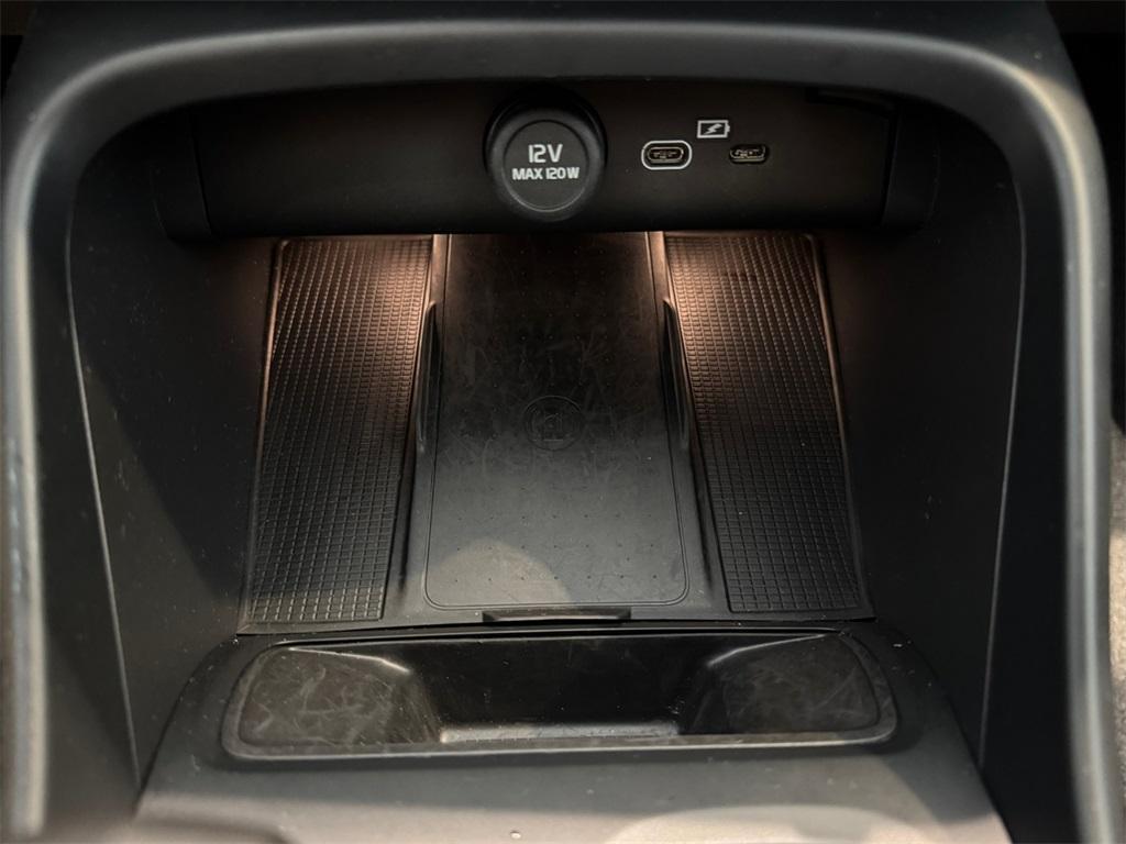 used 2025 Volvo XC40 car, priced at $32,886