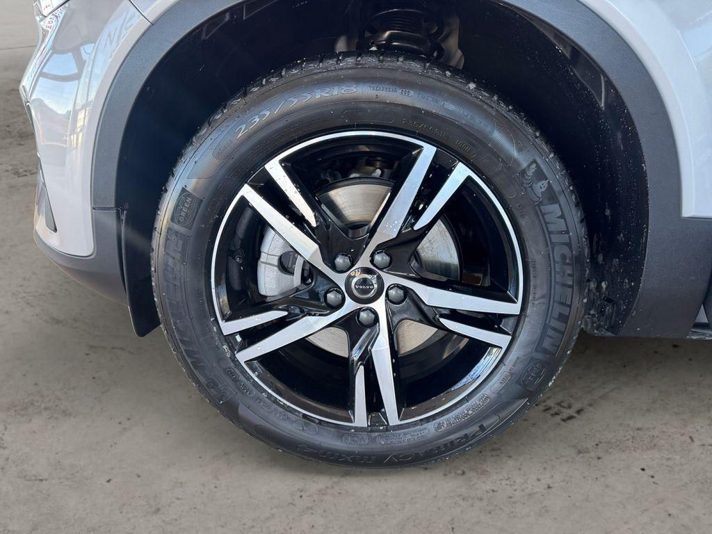 used 2025 Volvo XC40 car, priced at $32,886