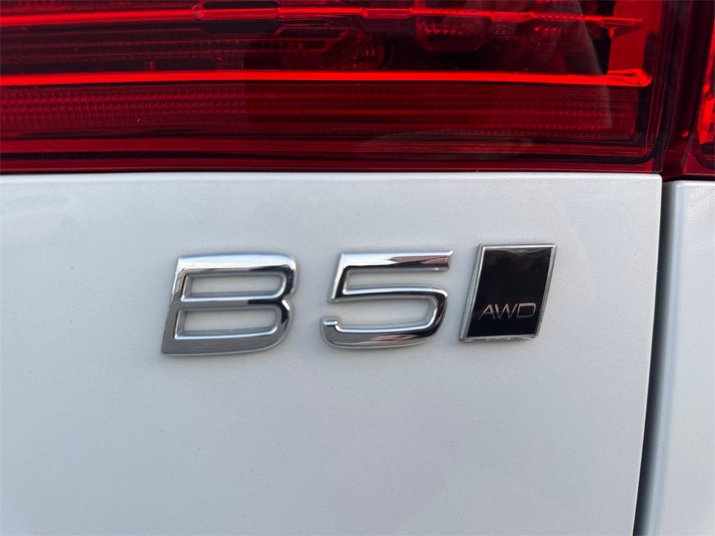 used 2023 Volvo XC60 car, priced at $30,898