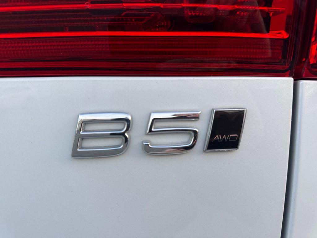 used 2023 Volvo XC60 car, priced at $30,898